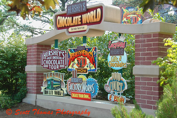 Hersheys Chocolate World entrance sign just outside HersheyPark in Pennsylvania.